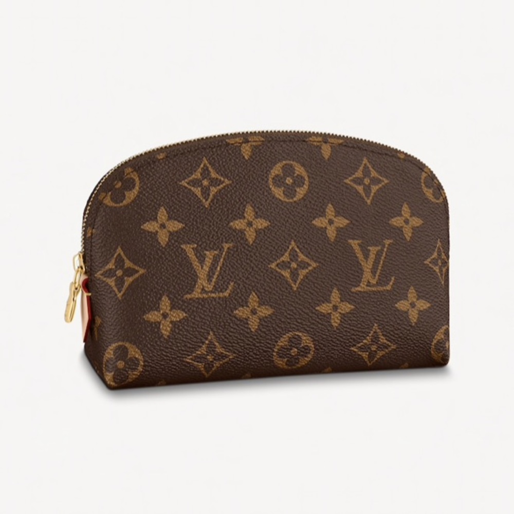 Louis Vuitton Monogram Cosmetic Pouch 🌹✨